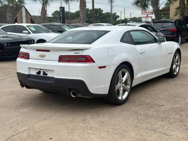 2015 Chevrolet Camaro  LT . apartado . 832-206-3054 - $16,900 (llame o envíe mensaje de texto 8322063054)63622387401729124