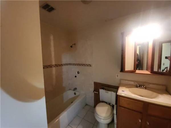 $205,000 / 3br - 1426ft2 - 6770 Kley Lane for Sale (House Springs)63770118178177123