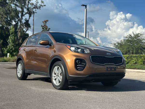 2017 Kia Sportage LX - $7.500 (Tampa)63443575464449124