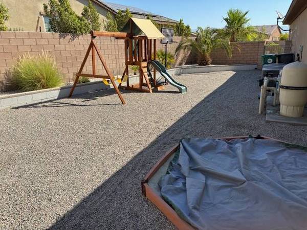 $2,100 / 2br - 1514ft2 - 2br - 1514ft2 - Casa recién remodelada sobre Mission Lakes en Rancho D (Rancho Del Oro DHS)63686226884995124