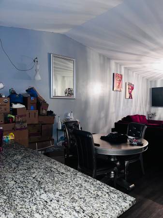$330,000 / 2br - 952ft2 - FHA 2/2 Villa tiene estacionamiento para 4 autos en el camino de entrada (Deerfield beach)63825134609537123
