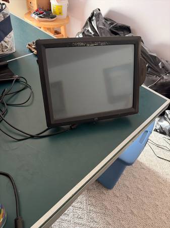 Elo Commercial Touchscreen POS Monitor – Working – Restaurant / Retail 1