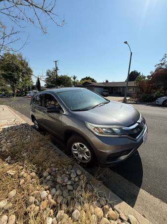 2015 Honda CR-V LX — Salvage Title - $9,900 (San Diego)63440541489153121