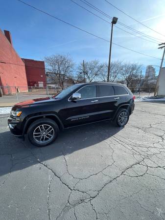 2018 JEEP GRAND CHEROKEE 4WD V6 4D SUV 3.6L LIMITED - $19,750 (BRADDOCK)63625191832577121