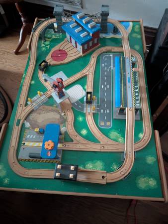 Kids Wooden Train Set Tabletop 1