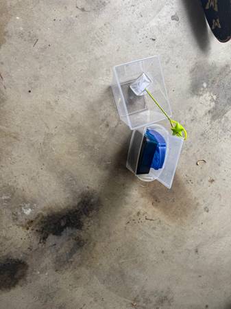 Small Fish Tank and Accessories 1