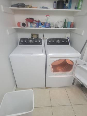 Washer & Dryer 1
