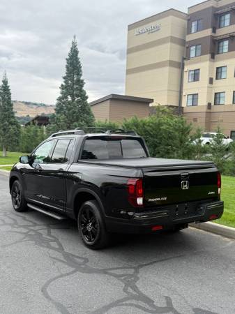 2018 Honda Ridgeline Black Edition AWD - $28,000 (Wenatchee)63442650116355123