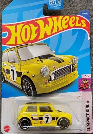 Hot Wheels Compact Kings 5/5 (2021) Yellow Morris Mini Toy Car 161/250 1