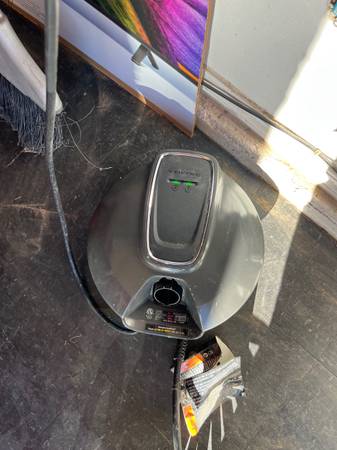 EV LEVEL 2 GM CHARGER (USED ON VOLT/BOLT) 1