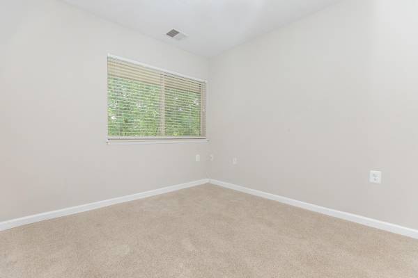 $2,386 / 2br - 1150ft2 - Walk-in Showers, Carpeted Bedrooms, Cable Ready (9705 Clocktower Ln, Columbia, MD)63685908961155121