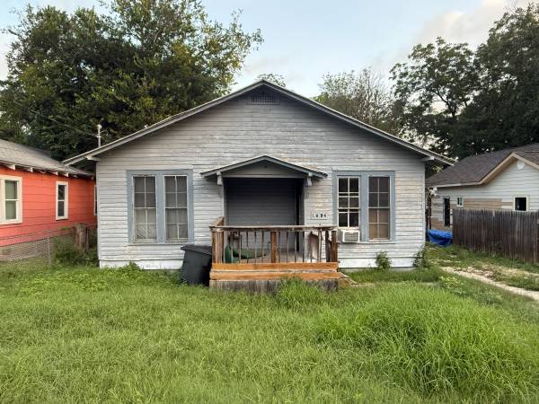 Off Market New Braunfels Huge Discount 1