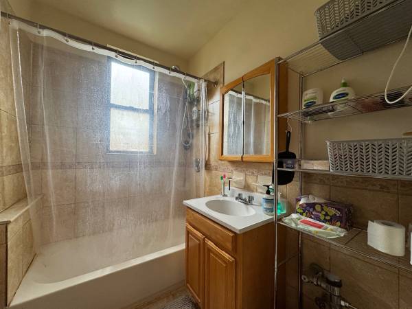$2,150 Prospect Lefferts gardens / Crown heights - Large Studio - No fee!! (PLG / Crown heights)63661238188929121