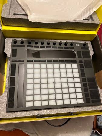 Ableton Push 2 NEW in box 1