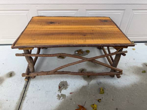 Willow Rustic Coffee Table w/Twig Base 1