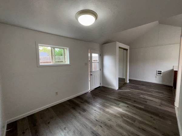 $1,895 Single Private Studio PG Utls Included rare vacancy (Pacific Grove)64054765460865120