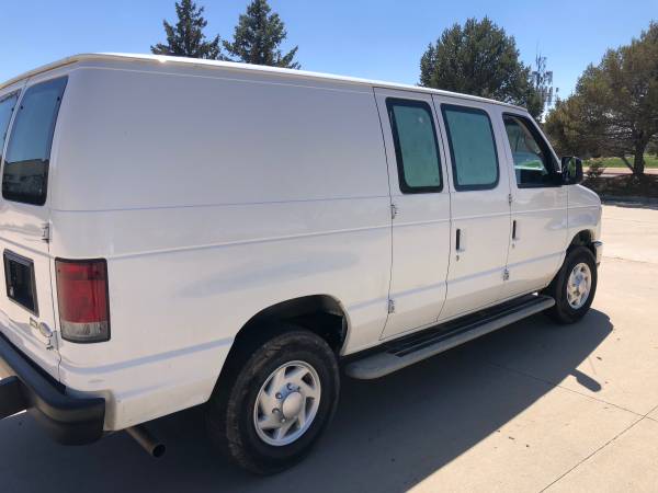 2012 Ford Econoline E-250 Van - $8,800 (Broomfield)63620004521985123