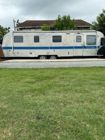 $300 / 1br - Furnished RV's (Hitchcock)63611865024899120
