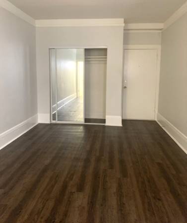 $1,845 Bright Studio in Historic Building | Next to UC Hastings & UN Plaza (downtown / civic / van ness)64030485233409122