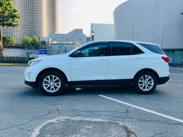 Descripción 2019 Chevrolet Equinox LS - $13 (Brooklyn)63654714913411122