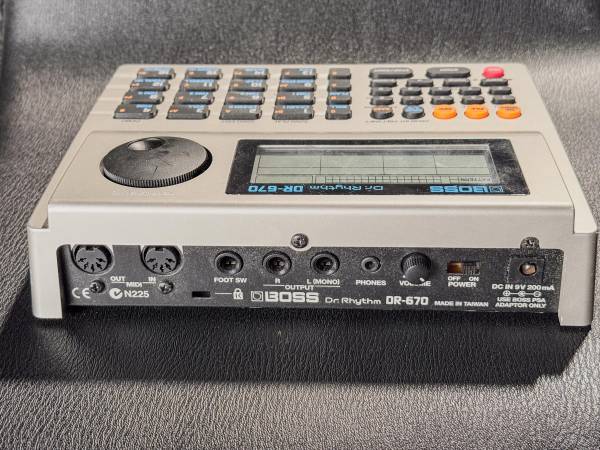 Boss DR-670 Dr. Rhythm 1