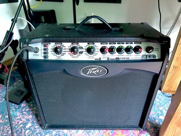 Peavey VYPYR Viper VIP 2 Amplificador de guitarra analógico/digital con efectos - $200 (Wasilla/Anchorage)63470278791171120