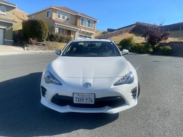 2017 Toyota 86 Manual, título limpio - $19,500 (pittsburg / antioch)63624035633537121