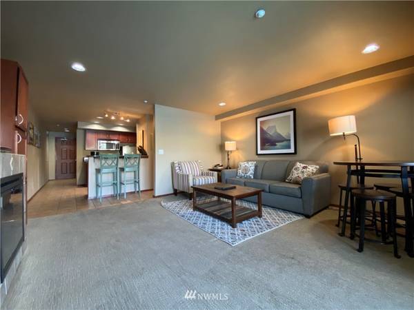 $2100.00 / 1br - 800ft2 - FOR RENT|Water View Condo | Fully Furnished |Prime Chelan Location | P63690701541761122