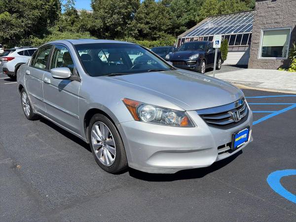 2011 Honda Accord Sdn EX-L 1