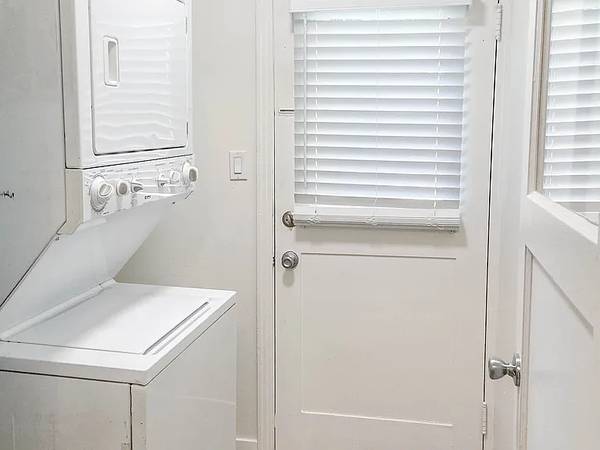 $625 / 1br - 750ft2 - ***Updated 1Bedroom 1Bath beautifully Apartment*** (Sacramento)64043666263554122