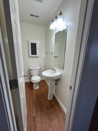 $1.909 / 3 habitaciones - 1080 pies² - Bienvenido a casa (Hampton, VA)63169843769987123