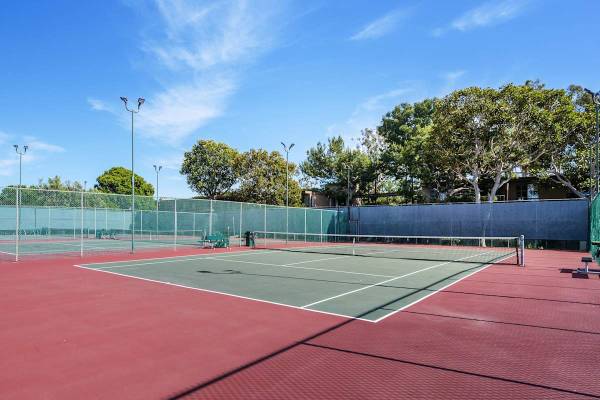$3,160 / 1br - 865ft2 - 🌴🐳Estacionamiento con garaje, armario empotrado, amplio balcón, terrenos exuberantes🐳🌴 (Marina del Rey)63700977441153120