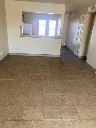 $975 / 2br - 900ft2 - Town House with Refrigerated Air (Las Cruces)64047886677891120