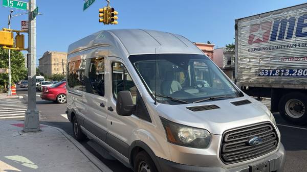 Ford Transit 350 2016 - $18,000 (Brooklyn)63654712916995124