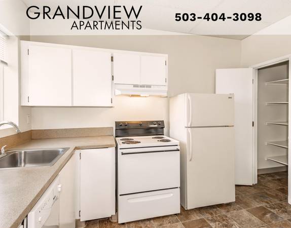 $1,099 / 1br - Walkable Tree-Lined Streets - Bright & Comfortable - Historic (Goose Hollow on 14th)64039060199170120
