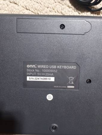 *NOVO* Teclado de computadora de marca ONN - $5 (Milwaukee)63470459461635121