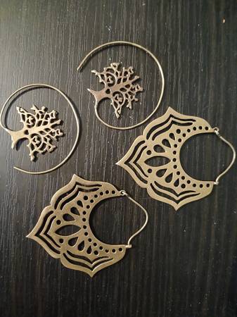 Earings 1