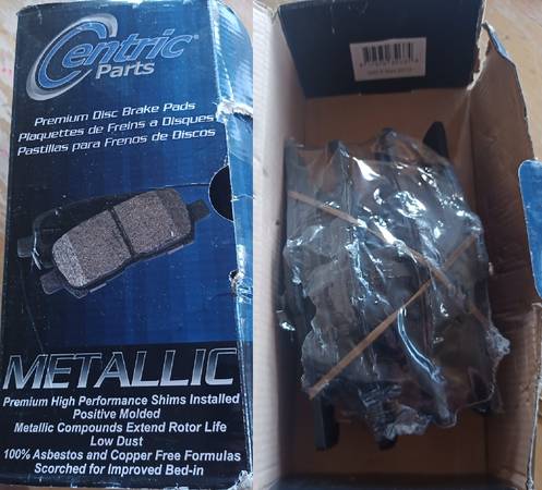 Front brake pad New 1