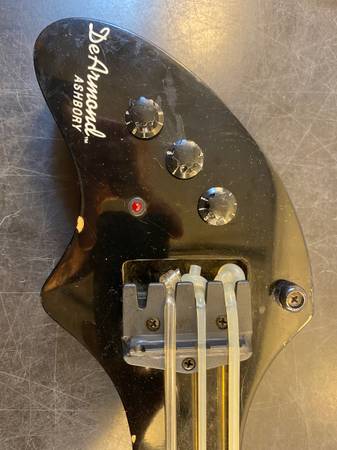 DeArmond  Ashbory 4 string Electric Bass Guitar 1