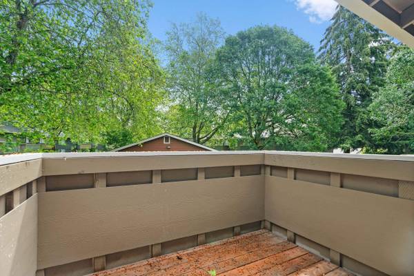 $1,519 / 1br - 576ft2 - Walk-In Closets, 1B/1B, Situated in Lakewood! (10821 108th Avenue Southwest, Lakewood, WA)63688626721409122