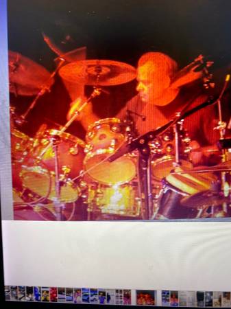 Experienced drummer seeks MIAMI SOUND MACHINE TRIBUTE BAND (Chicago Northwest Suburbs)63348386505217120