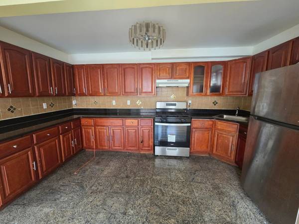 $3,000 / 4br - Facil de aprobar 4 cuartos 2 banos (Janaica)63816729881089120