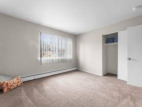 $825 / 2br - 865ft2 - Overlook 380: Love Where You Live (2040 Glass Rd NE, Cedar Rapids, IA)63815083159297124