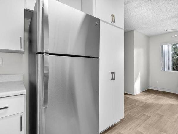 $2,297 / 2br - 920ft2 - Wheel Chair Access, Breakfast Bar (3X2), Close To Eateries (Escondido)63663854567683124