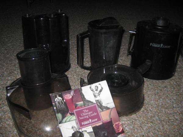 Jack LaLanne's Fusion Juicer Set, 100 year anniversary - $20 (N.W. Peoria)62926962356995122
