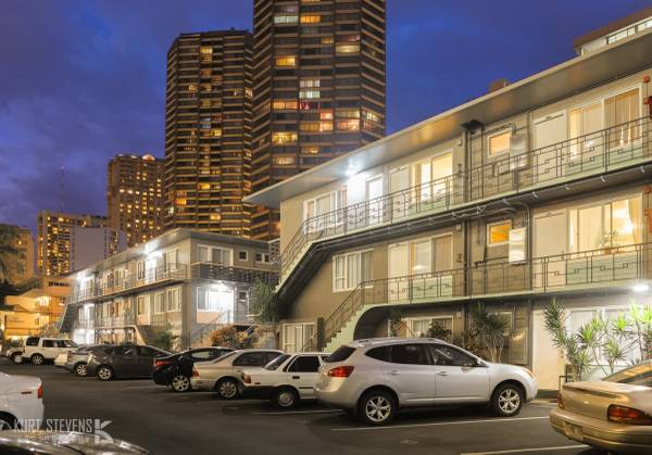 $1,645 / 380ft2 - Mantenimiento en el lugar, Paisajismo exuberante, Cubiertas para ventanas (Oahu)63686710380801120