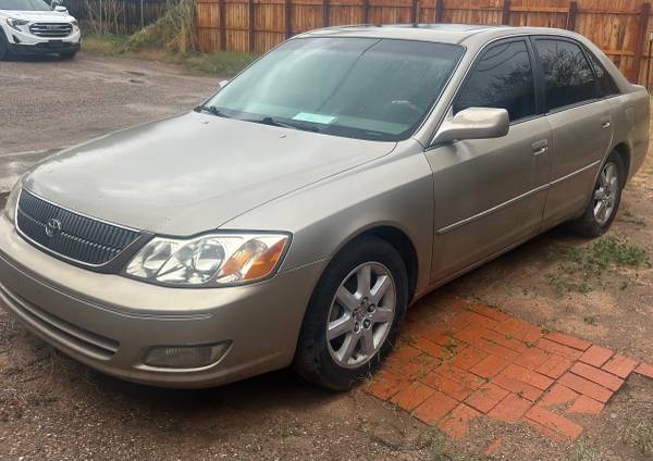 2004 Toyota Avalon 1