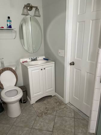 $850 / 1br - Housemate wanted - Private Room &  Shared Bath (Fairfield)63949685011203123