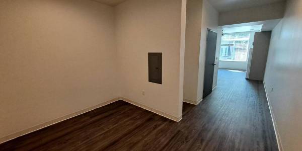 $962 / 247ft2 - Unbeatable Location! 1 Block from Cartopia Food Carts (SE Portland/Broadway/Laurelhurst/Buckman)64039055729793121