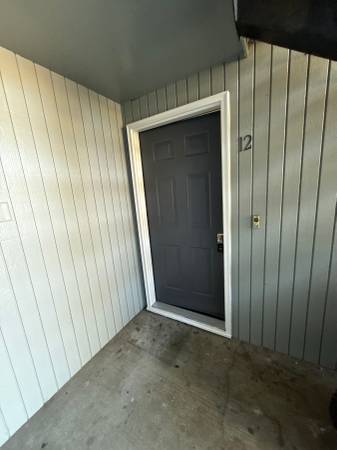 $1,395 / 2br - 954ft2 - Apartamento en SE cerca de Fred Meyer y línea de autobús, servicios W/S/G pagados. ¡Lavandería!63839290193155123